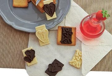 Stampo inj silicone per cioccolatini per realizzare choco tags tema amore