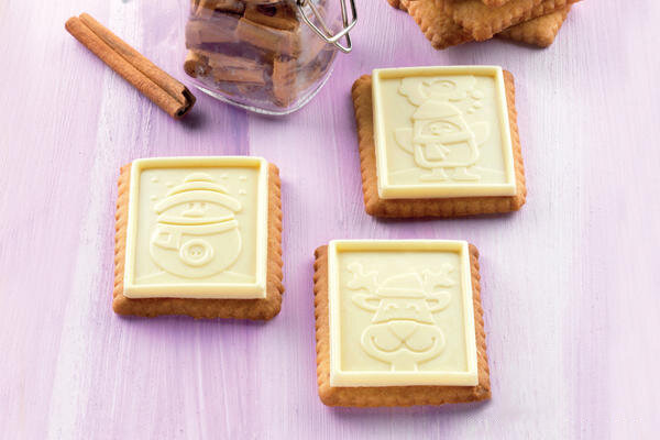 Set taglia biscotto e tappetino in silicone per cioccolato tema pupazzo di neve realizza 6 biscotti rettangolari dimensioni 7,3x7,2 h 0,5 cm