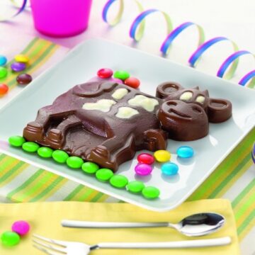 Cake Love consiglia: con questo prodotto potrai creare sia cioccolatini di medie dimensioni e sia cottura da forno per piccoli dolcetti.