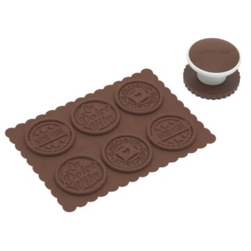 Set Taglia biscotto e tappetino in silicone per cioccolato tema dolce vita realizza 6 biscotti tondi da ร 6,8 h 0,5 cm
